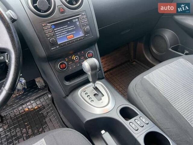 Серый Ниссан Кашкай, объемом двигателя 2 л и пробегом 171 тыс. км за 12290 $, фото 22 на Automoto.ua