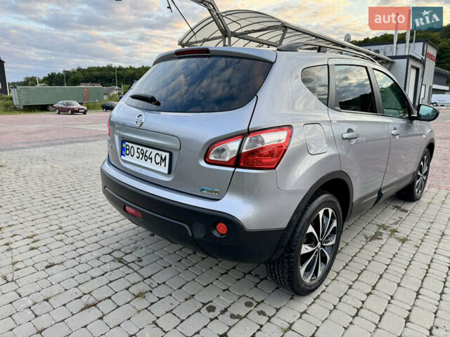 Серый Ниссан Кашкай, объемом двигателя 1.6 л и пробегом 202 тыс. км за 12500 $, фото 4 на Automoto.ua