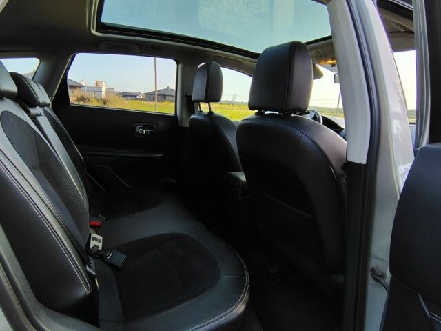 Серый Ниссан Кашкай, объемом двигателя 1.6 л и пробегом 182 тыс. км за 11950 $, фото 3 на Automoto.ua