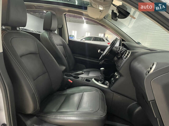 Серый Ниссан Кашкай, объемом двигателя 1.6 л и пробегом 202 тыс. км за 11950 $, фото 61 на Automoto.ua