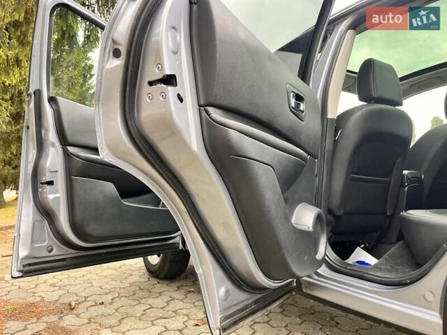 Сірий Ніссан Кашкай, об'ємом двигуна 1.5 л та пробігом 230 тис. км за 10777 $, фото 50 на Automoto.ua