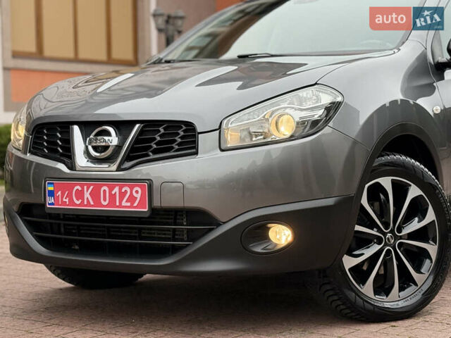 Сірий Ніссан Кашкай, об'ємом двигуна 1.6 л та пробігом 218 тис. км за 11999 $, фото 33 на Automoto.ua