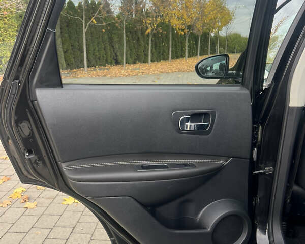 Серый Ниссан Кашкай, объемом двигателя 1.5 л и пробегом 235 тыс. км за 10900 $, фото 50 на Automoto.ua