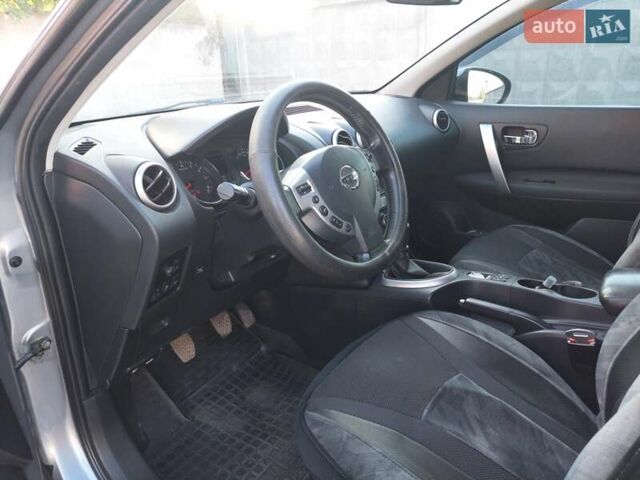Серый Ниссан Кашкай, объемом двигателя 2 л и пробегом 237 тыс. км за 11800 $, фото 21 на Automoto.ua