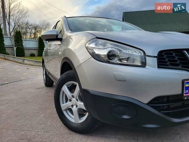 Серый Ниссан Кашкай, объемом двигателя 1.6 л и пробегом 227 тыс. км за 10850 $, фото 45 на Automoto.ua