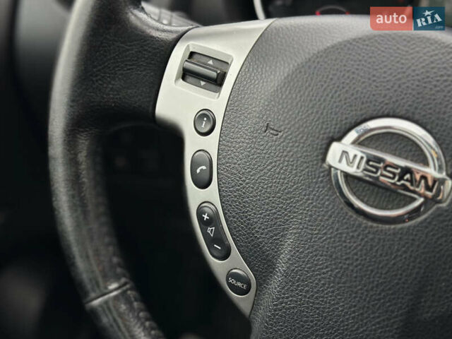 Серый Ниссан Кашкай, объемом двигателя 1.6 л и пробегом 254 тыс. км за 12600 $, фото 38 на Automoto.ua