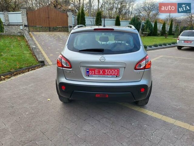 Серый Ниссан Кашкай, объемом двигателя 1.6 л и пробегом 227 тыс. км за 10850 $, фото 7 на Automoto.ua