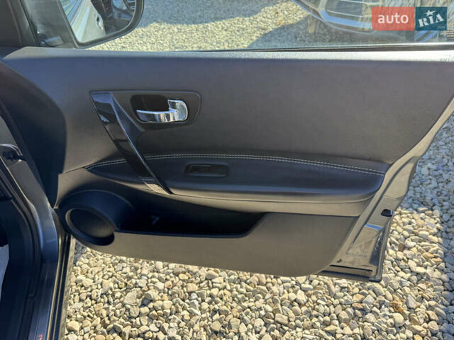 Сірий Ніссан Кашкай, об'ємом двигуна 1.6 л та пробігом 257 тис. км за 11700 $, фото 26 на Automoto.ua
