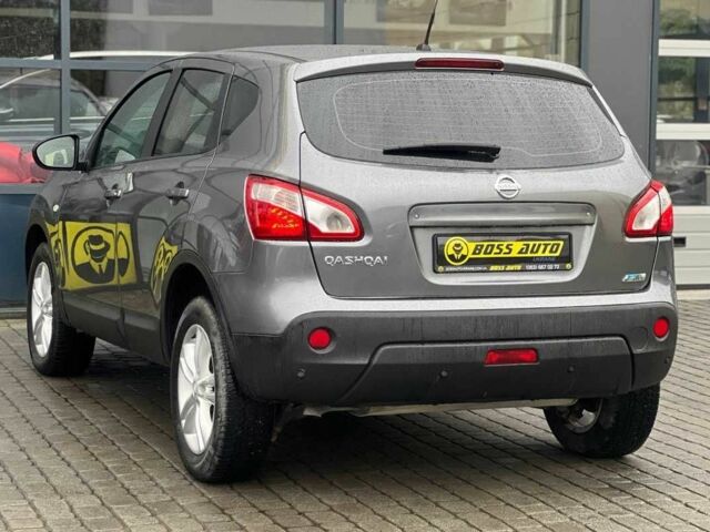 Серый Ниссан Кашкай, объемом двигателя 1.6 л и пробегом 224 тыс. км за 11900 $, фото 4 на Automoto.ua