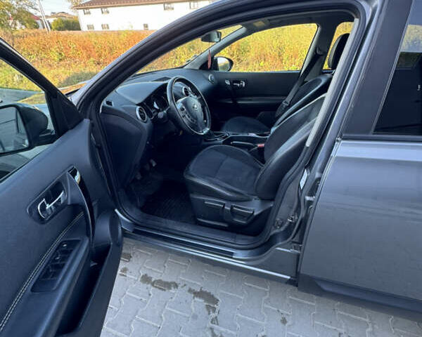 Серый Ниссан Кашкай, объемом двигателя 1.6 л и пробегом 224 тыс. км за 10900 $, фото 11 на Automoto.ua