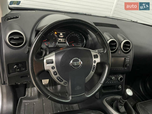Серый Ниссан Кашкай, объемом двигателя 1.6 л и пробегом 202 тыс. км за 11950 $, фото 55 на Automoto.ua
