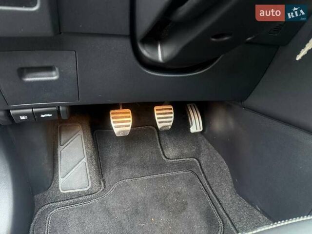 Сірий Ніссан Кашкай, об'ємом двигуна 1.5 л та пробігом 179 тис. км за 12999 $, фото 35 на Automoto.ua