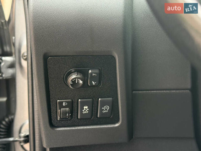 Сірий Ніссан Кашкай, об'ємом двигуна 1.6 л та пробігом 218 тис. км за 11999 $, фото 70 на Automoto.ua