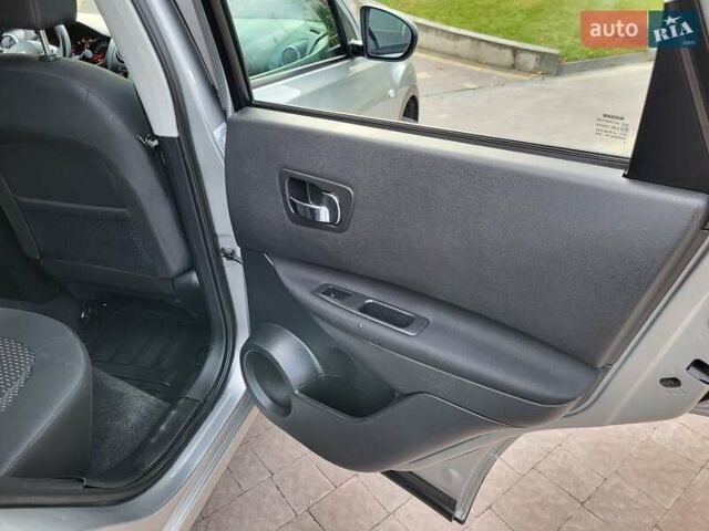 Серый Ниссан Кашкай, объемом двигателя 1.6 л и пробегом 227 тыс. км за 10850 $, фото 27 на Automoto.ua