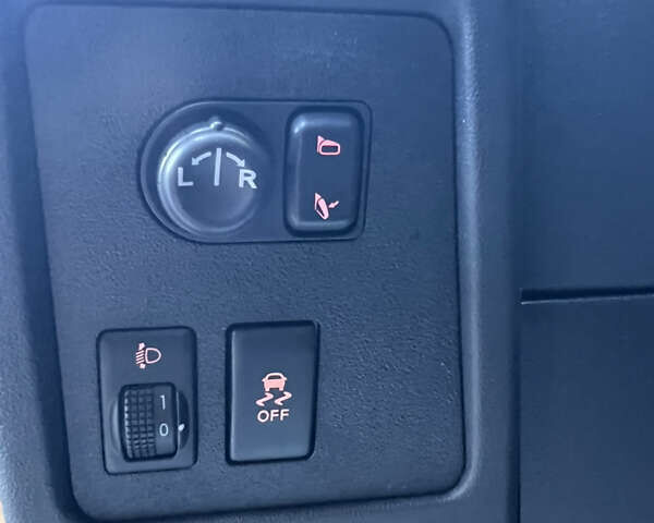 Ниссан Кашкай 2013 в Луцке на Automoto.ua Серый Ниссан Кашкай, объемом двигателя 1.6 л и пробегом 105 тыс. км за 11888 $, фото 24 на Automoto.ua