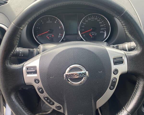 Сірий Ніссан Кашкай, об'ємом двигуна 1.6 л та пробігом 254 тис. км за 11600 $, фото 19 на Automoto.ua