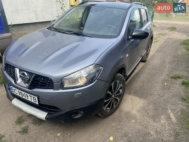 Сірий Ніссан Кашкай, об'ємом двигуна 1.6 л та пробігом 254 тис. км за 11600 $, фото 1 на Automoto.ua