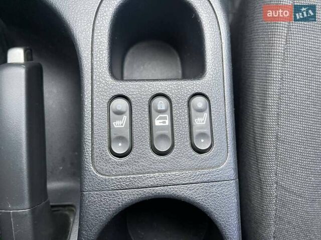 Серый Ниссан Кашкай, объемом двигателя 2 л и пробегом 171 тыс. км за 12290 $, фото 23 на Automoto.ua