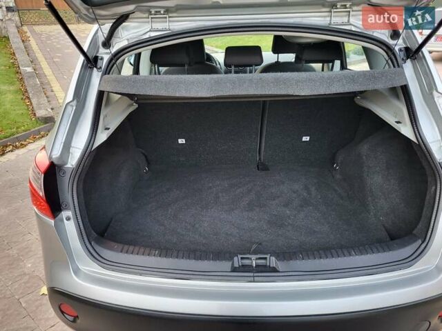 Серый Ниссан Кашкай, объемом двигателя 1.6 л и пробегом 227 тыс. км за 10850 $, фото 28 на Automoto.ua