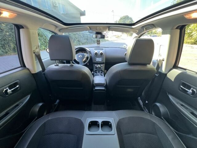 Серый Ниссан Кашкай, объемом двигателя 1.6 л и пробегом 105 тыс. км за 11555 $, фото 18 на Automoto.ua