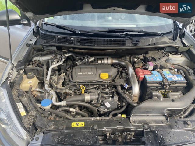 Сірий Ніссан Кашкай, об'ємом двигуна 1.6 л та пробігом 254 тис. км за 11600 $, фото 22 на Automoto.ua