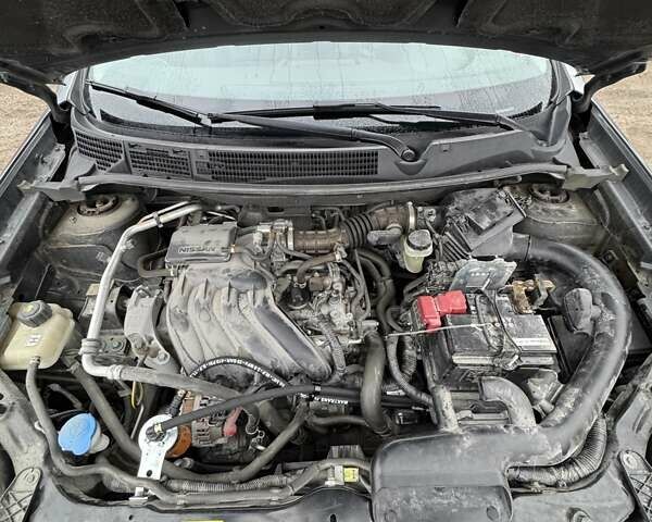 Серый Ниссан Кашкай, объемом двигателя 1.6 л и пробегом 48 тыс. км за 15000 $, фото 29 на Automoto.ua