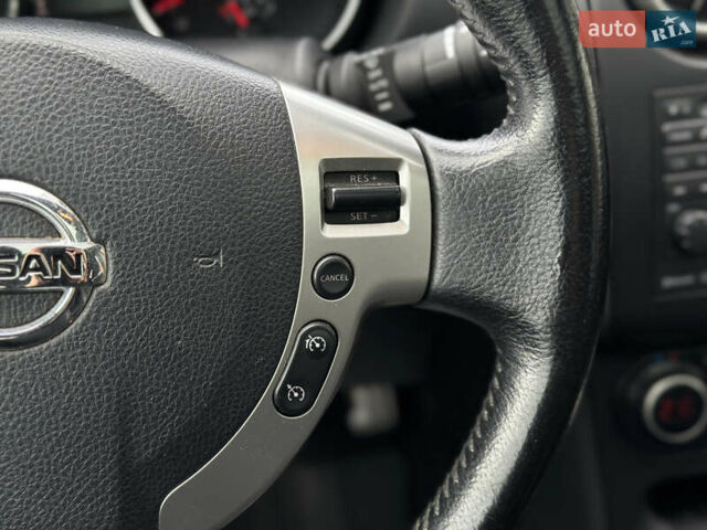 Серый Ниссан Кашкай, объемом двигателя 1.6 л и пробегом 254 тыс. км за 12600 $, фото 39 на Automoto.ua