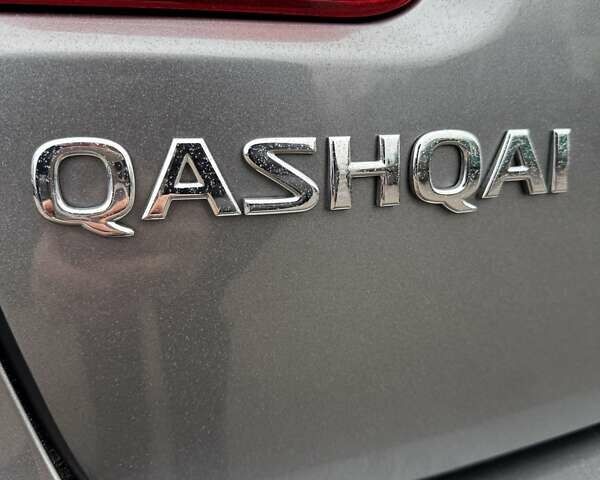 Серый Ниссан Кашкай, объемом двигателя 1.6 л и пробегом 48 тыс. км за 15000 $, фото 8 на Automoto.ua