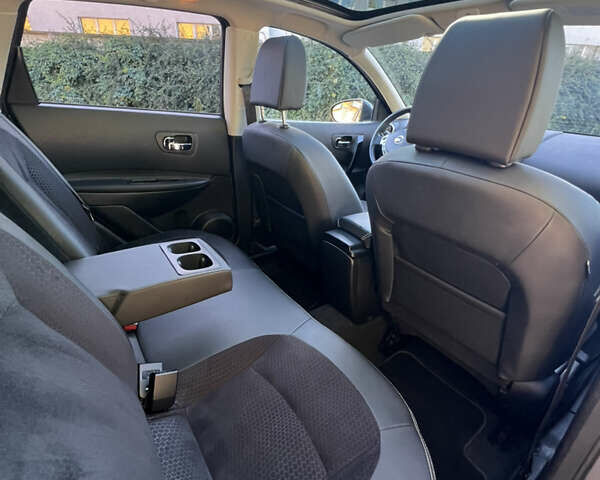 Ниссан Кашкай 2013 в Луцке на Automoto.ua Серый Ниссан Кашкай, объемом двигателя 1.6 л и пробегом 105 тыс. км за 11888 $, фото 45 на Automoto.ua