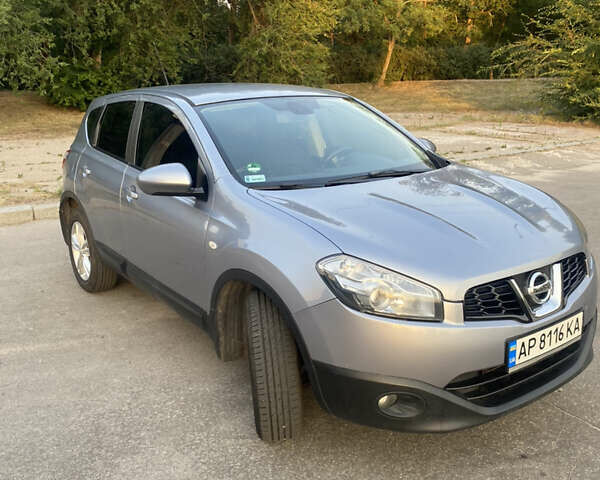 Серый Ниссан Кашкай, объемом двигателя 1.5 л и пробегом 225 тыс. км за 12900 $, фото 2 на Automoto.ua