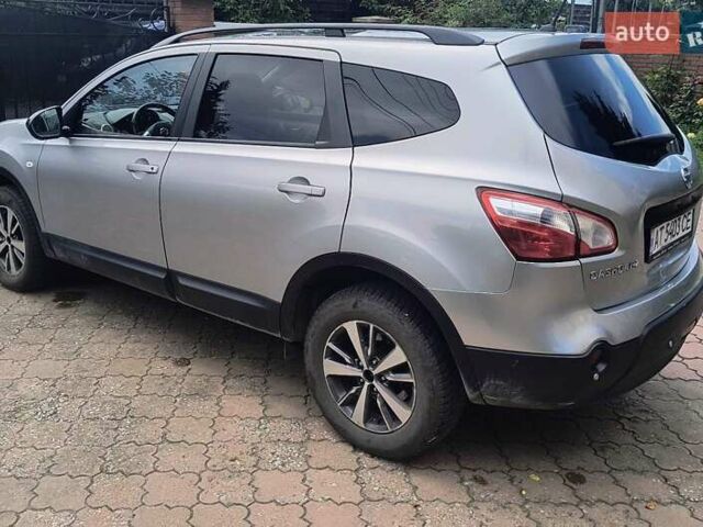 Сірий Ніссан Кашкай, об'ємом двигуна 1.6 л та пробігом 188 тис. км за 11500 $, фото 4 на Automoto.ua