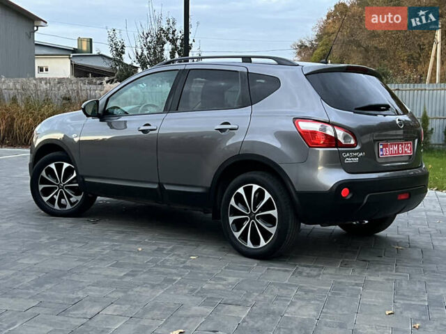 Серый Ниссан Кашкай, объемом двигателя 1.5 л и пробегом 172 тыс. км за 13300 $, фото 2 на Automoto.ua