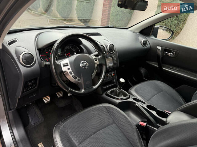 Сірий Ніссан Кашкай, об'ємом двигуна 1.6 л та пробігом 218 тис. км за 11999 $, фото 63 на Automoto.ua