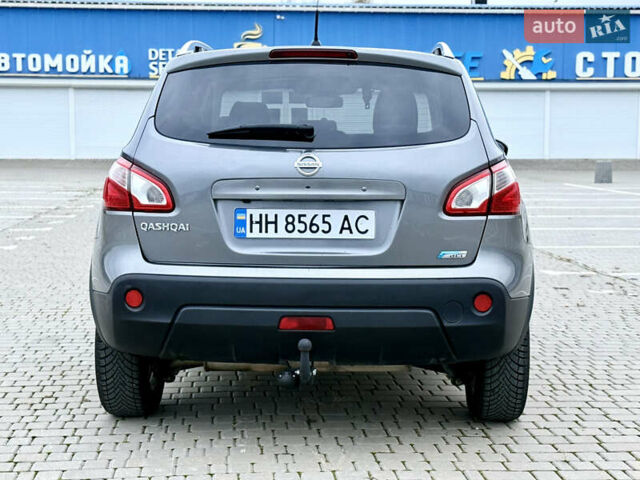 Серый Ниссан Кашкай, объемом двигателя 1.6 л и пробегом 169 тыс. км за 11900 $, фото 4 на Automoto.ua