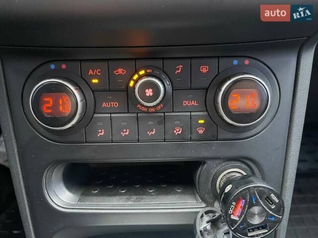 Серый Ниссан Кашкай, объемом двигателя 2 л и пробегом 171 тыс. км за 12290 $, фото 24 на Automoto.ua