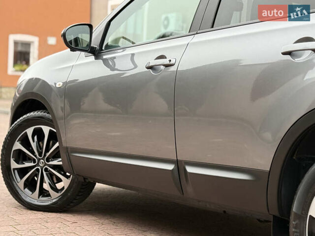 Сірий Ніссан Кашкай, об'ємом двигуна 1.6 л та пробігом 218 тис. км за 11999 $, фото 54 на Automoto.ua