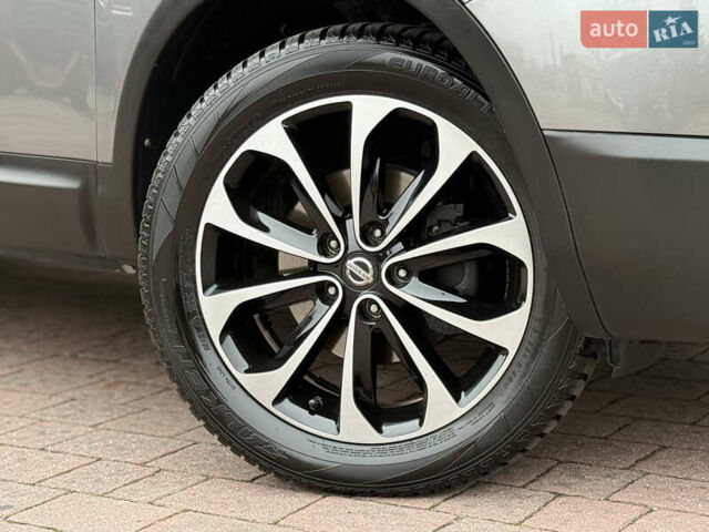 Сірий Ніссан Кашкай, об'ємом двигуна 1.6 л та пробігом 218 тис. км за 11999 $, фото 25 на Automoto.ua