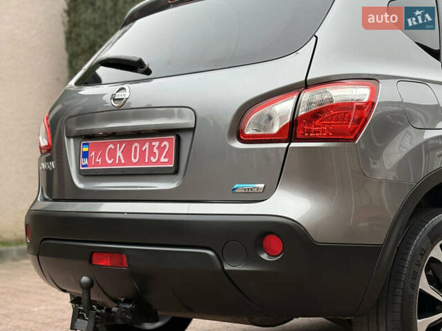 Сірий Ніссан Кашкай, об'ємом двигуна 1.6 л та пробігом 218 тис. км за 11999 $, фото 48 на Automoto.ua