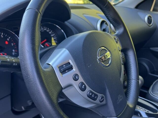 Серый Ниссан Кашкай, объемом двигателя 1.6 л и пробегом 105 тыс. км за 11555 $, фото 9 на Automoto.ua