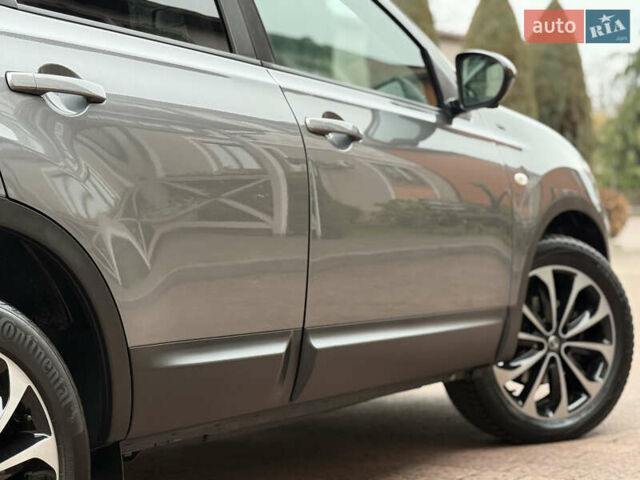 Сірий Ніссан Кашкай, об'ємом двигуна 1.6 л та пробігом 218 тис. км за 11999 $, фото 45 на Automoto.ua