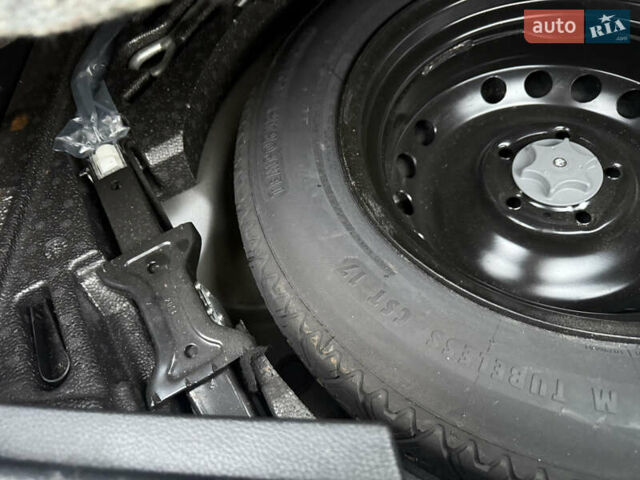 Ніссан Кашкай 2014 у Дубно на Automoto.ua Сірий Ніссан Кашкай, об'ємом двигуна 1.2 л та пробігом 105 тис. км за 11500 $, фото 31 на Automoto.ua