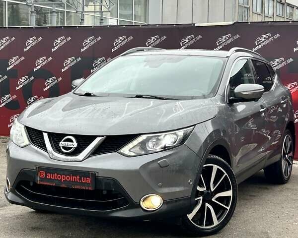 Серый Ниссан Кашкай, объемом двигателя 1.5 л и пробегом 228 тыс. км за 14100 $, фото 2 на Automoto.ua