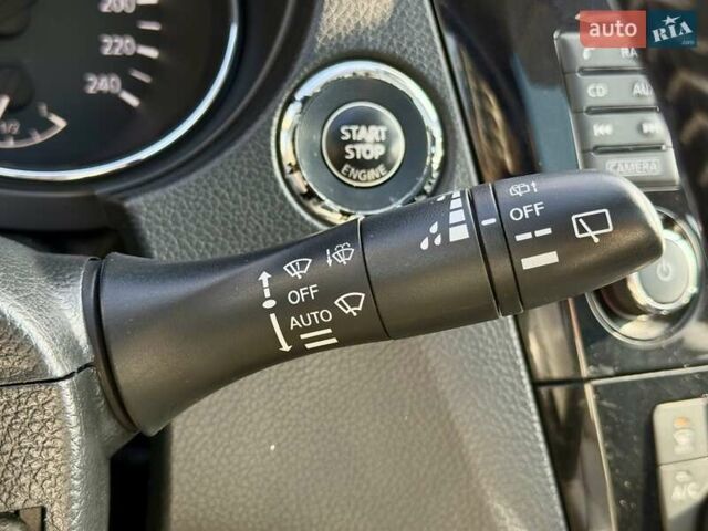 Серый Ниссан Кашкай, объемом двигателя 1.6 л и пробегом 173 тыс. км за 16000 $, фото 21 на Automoto.ua