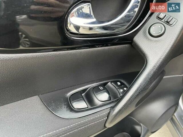 Ніссан Кашкай 2014 у Косове на Automoto.ua Сірий Ніссан Кашкай, об'ємом двигуна 1.5 л та пробігом 244 тис. км за 13950 $, фото 11 на Automoto.ua