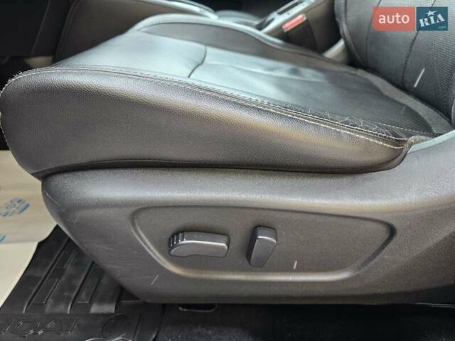 Серый Ниссан Кашкай, объемом двигателя 1.6 л и пробегом 189 тыс. км за 15350 $, фото 30 на Automoto.ua
