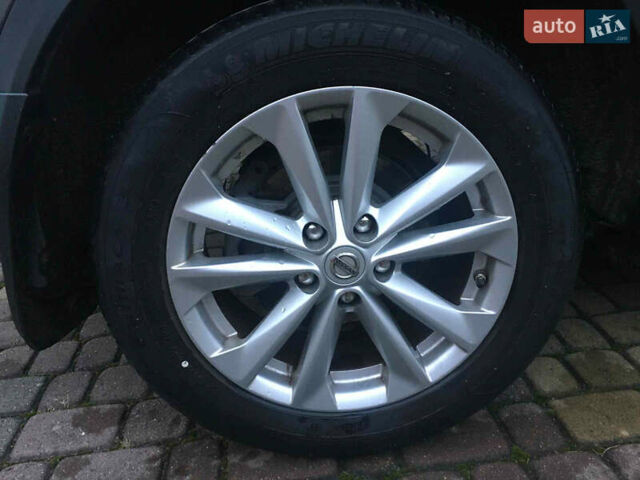 Сірий Ніссан Кашкай, об'ємом двигуна 1.6 л та пробігом 195 тис. км за 14100 $, фото 32 на Automoto.ua