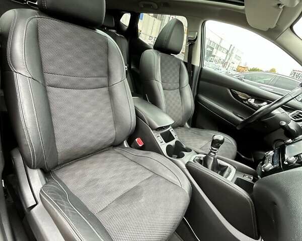 Серый Ниссан Кашкай, объемом двигателя 1.5 л и пробегом 228 тыс. км за 14100 $, фото 36 на Automoto.ua