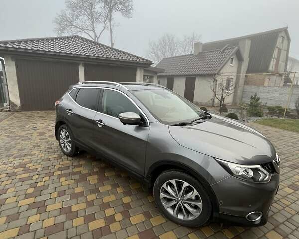 Серый Ниссан Кашкай, объемом двигателя 1.6 л и пробегом 198 тыс. км за 14600 $, фото 2 на Automoto.ua