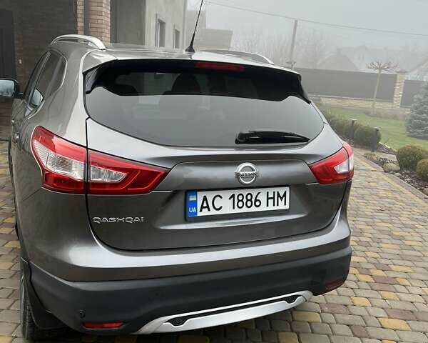 Серый Ниссан Кашкай, объемом двигателя 1.6 л и пробегом 198 тыс. км за 14600 $, фото 5 на Automoto.ua