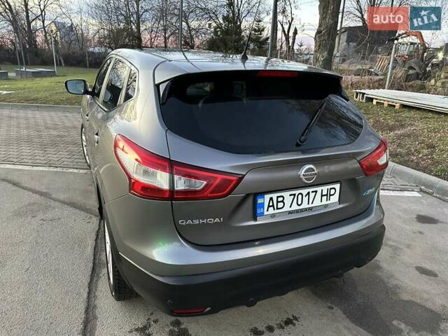 Сірий Ніссан Кашкай, об'ємом двигуна 1.5 л та пробігом 200 тис. км за 14000 $, фото 5 на Automoto.ua